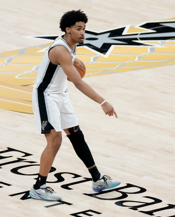 哈珀:我会钻研新秀魔术师取得成功的秘诀 他既夺冠又拿了FMVP
